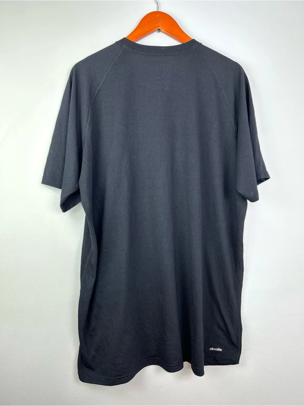 adidas men’s 2XTALL  Alpha Wolf Graphic ultimate tee shirt short sleeve climate